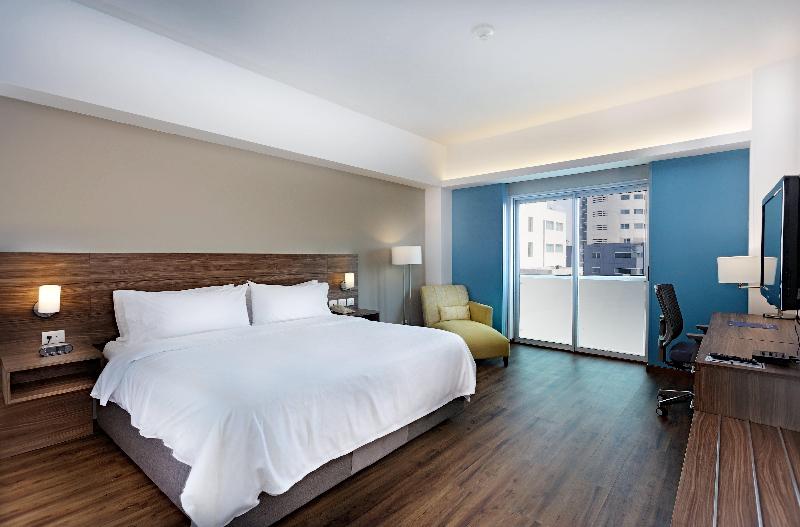 キングサイズベッドのエクゼクティブルーム, Holiday Inn Express Villahermosa, An Ihg