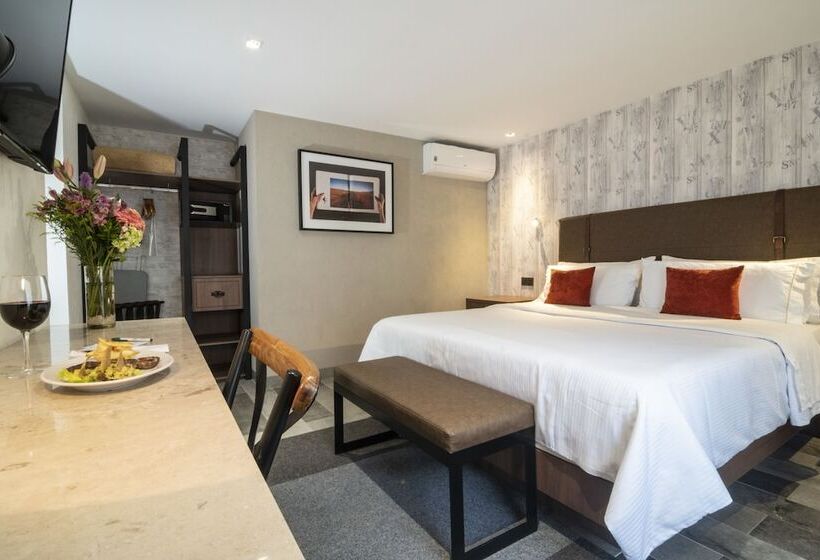 スーペリアールーム, Ronda Minerva