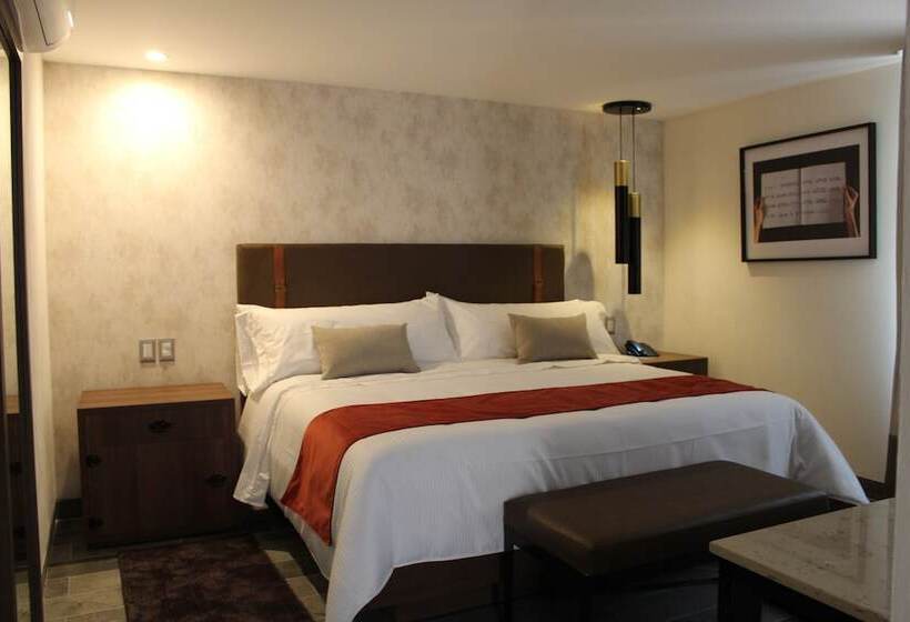 スーペリアールーム, Ronda Minerva