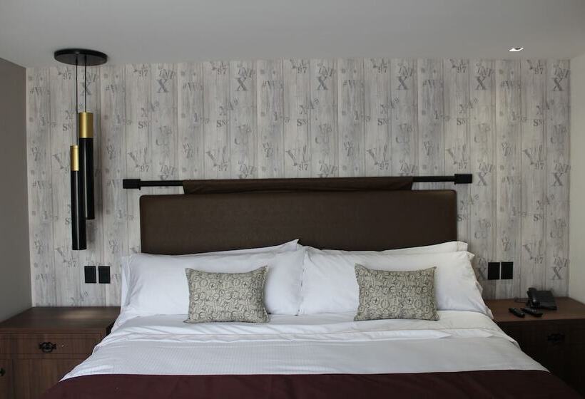 スーペリアールーム, Ronda Minerva