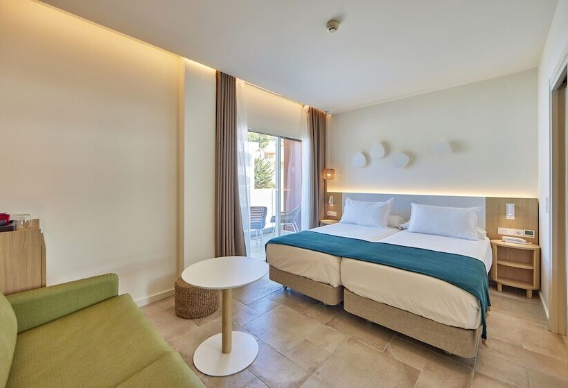 اتاق استاندارد, Universal Hotel Aquamarin