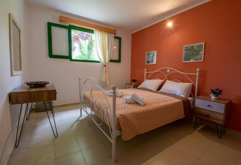 带1个卧室带花园景观的公寓, Govino Bay