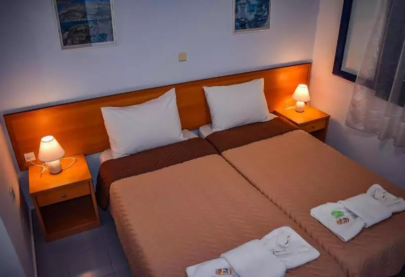 2 Bedroom Apartment Garden View, Govino Bay