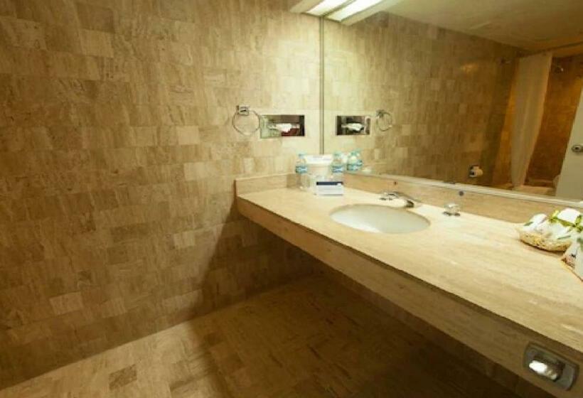 エコノミールーム, Park Royal Beach Acapulco  All Inclusive