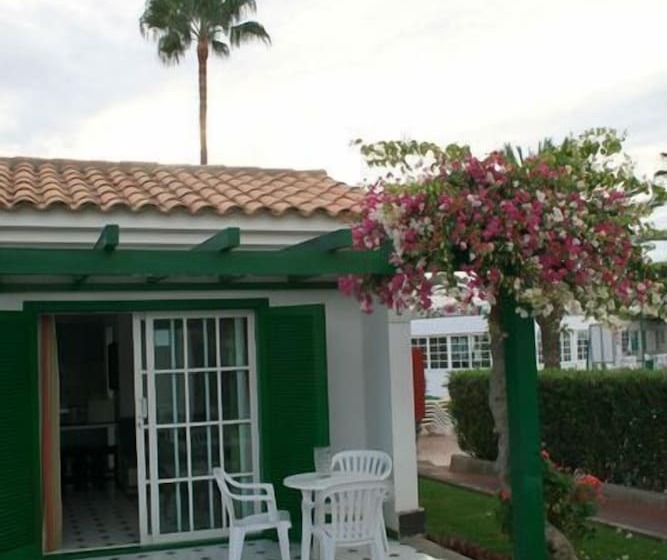 스탠다드 방갈로, Bungalows Campo Golf