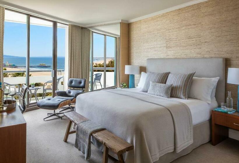 带大床的豪华间, Fairmont Miramar Hotel & Bungalows