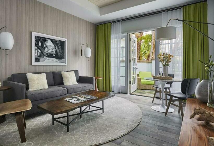 带大床的套房, Fairmont Miramar Hotel & Bungalows