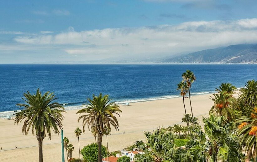 高级海景房, Fairmont Miramar Hotel & Bungalows