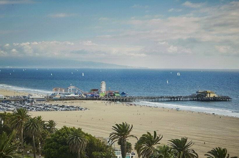 豪华海景房, Fairmont Miramar Hotel & Bungalows