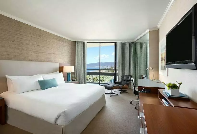 デラックスルーム, Fairmont Miramar Hotel & Bungalows