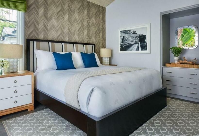 标准平房, Fairmont Miramar Hotel & Bungalows