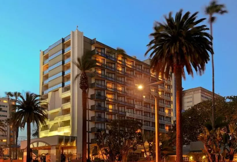 スイート, Fairmont Miramar Hotel & Bungalows