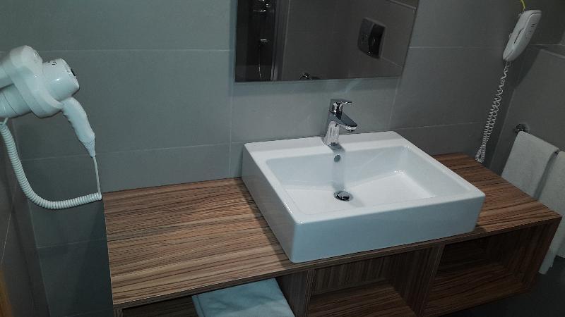 スタンダードルーム, Begonville