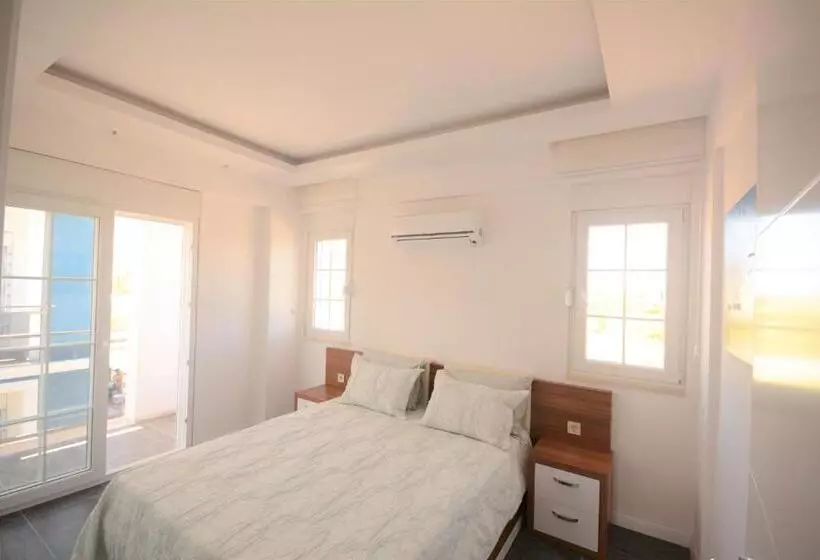 ویلای یک اتاق خوابه با استخر شنا, Camyuva Beach