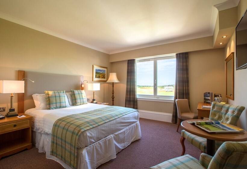 带高尔夫球场景观的复式房间, Carnoustie Golf