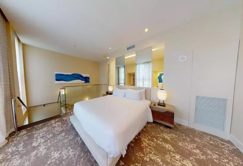 اتاق استاندارد با تخت بزرگ, Eden Roc Miami Beach