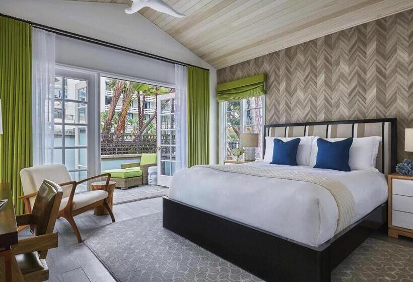 标准平房, Fairmont Miramar Hotel & Bungalows