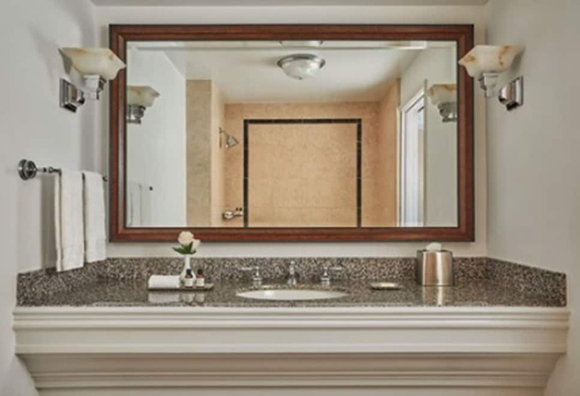 带2个双人床的标准工作室, Fairmont Miramar Hotel & Bungalows