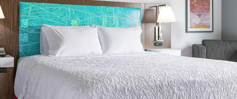 带大床的标准间, Fairmont Miramar Hotel & Bungalows