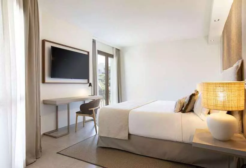 キングサイズベッドのジュニアスイート, Hilton Miami Downtown