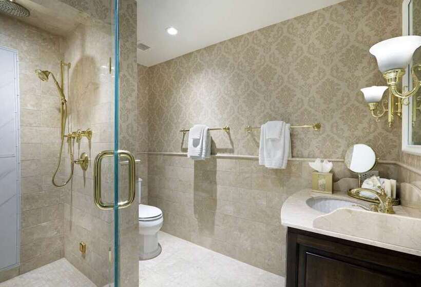 스위트 킹사이즈 침대, Hilton Miami Downtown