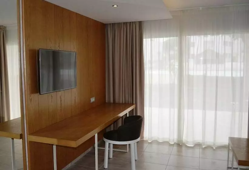 اتاق لوکس, Bluesea Bahia de Lobos