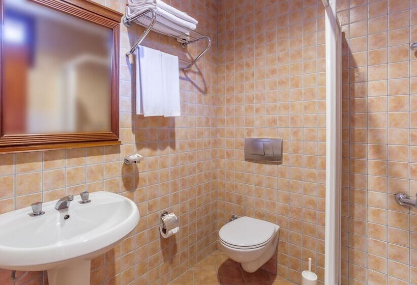 بنجلو قياسى, Ozlem Garden