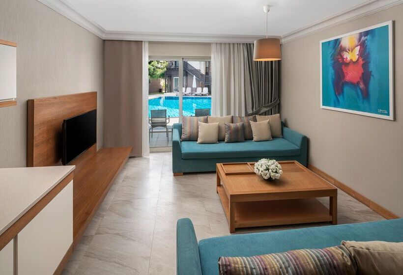 ‫فيلا غرفة نوم واحدة, Papillon Ayscha Resort & Spa