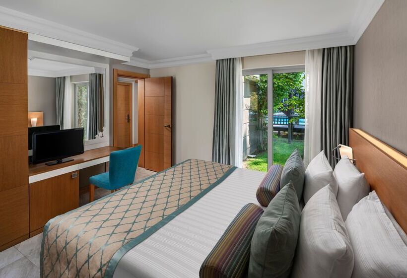 ‫فيلا غرفة نوم واحدة, Papillon Ayscha Resort & Spa