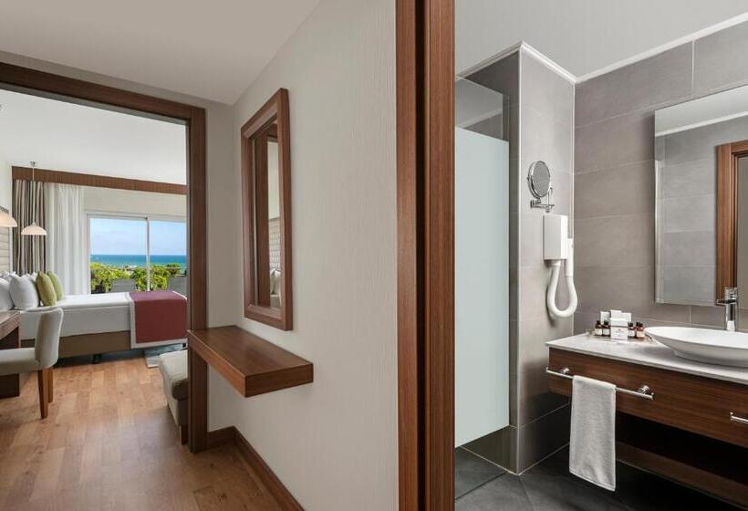 Номер Executive, Papillon Ayscha Resort & Spa