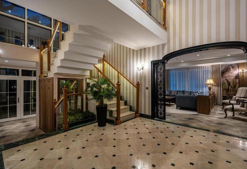 Вилла с 1 спальней и бассейном, Papillon Ayscha Resort & Spa