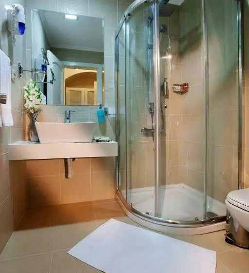 اتاق استاندارد با چشمانداز باغ, Royal Asarlik Beach