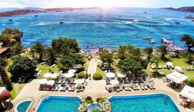 اتاق استاندارد با چشمانداز دریا, Royal Asarlik Beach