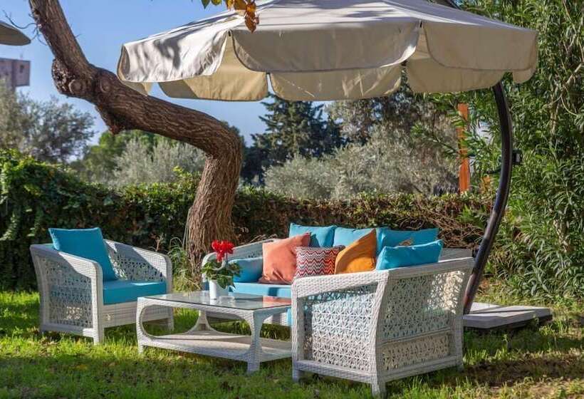 이코노미 룸 더블 침대, The View City