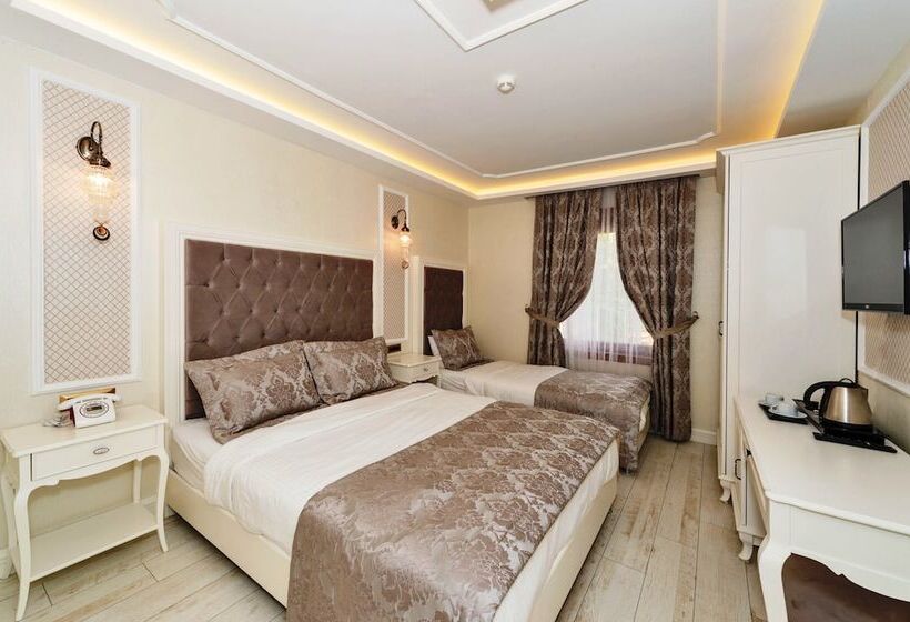 Standard Triple Room, Zeynep Sultan
