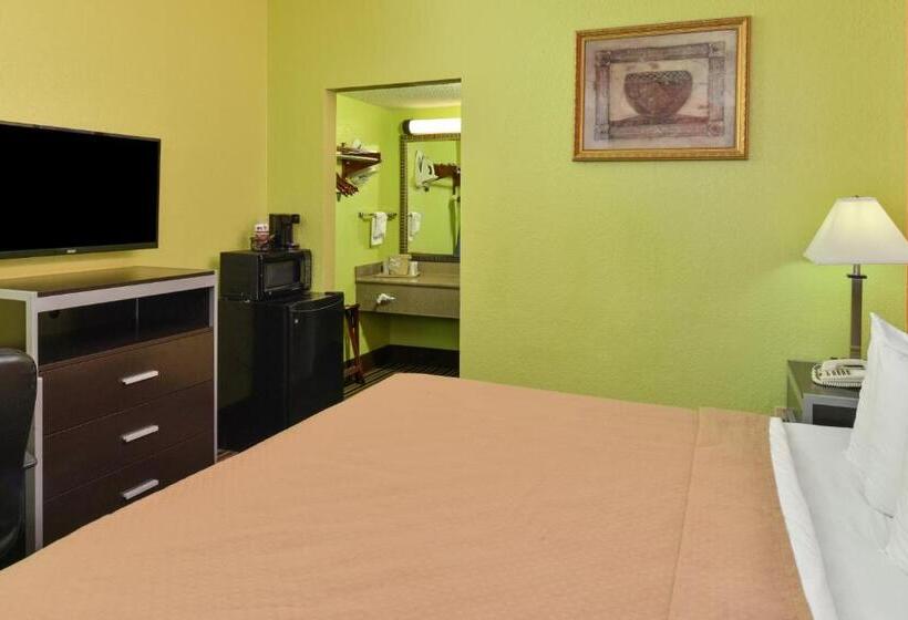 سوییت, Motel 6 Lafayette, La