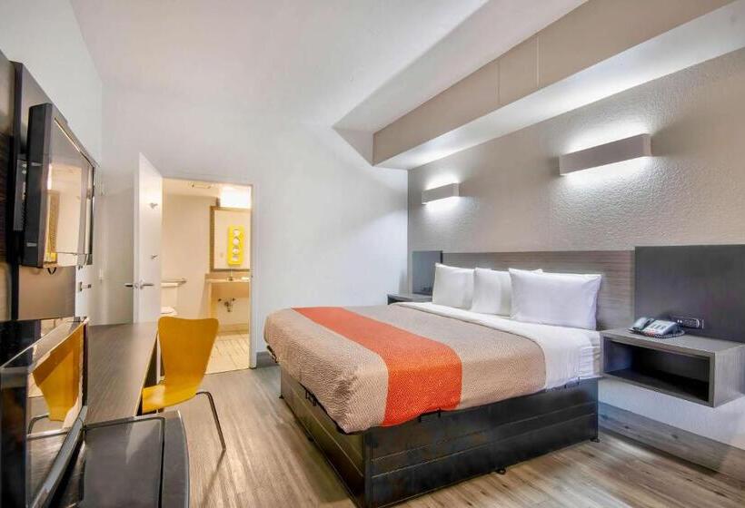 سوییت, Motel 6 Lafayette, La