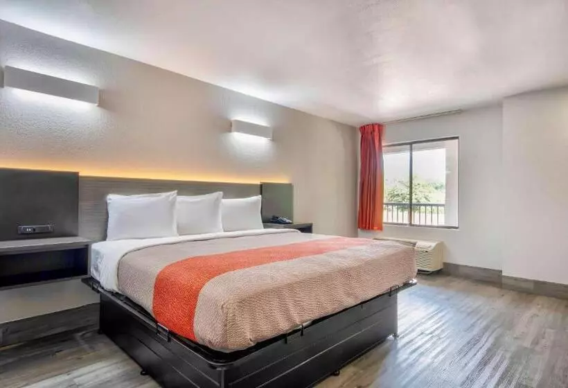 اتاق استاندارد با تخت بزرگ, Motel 6 Lafayette, La