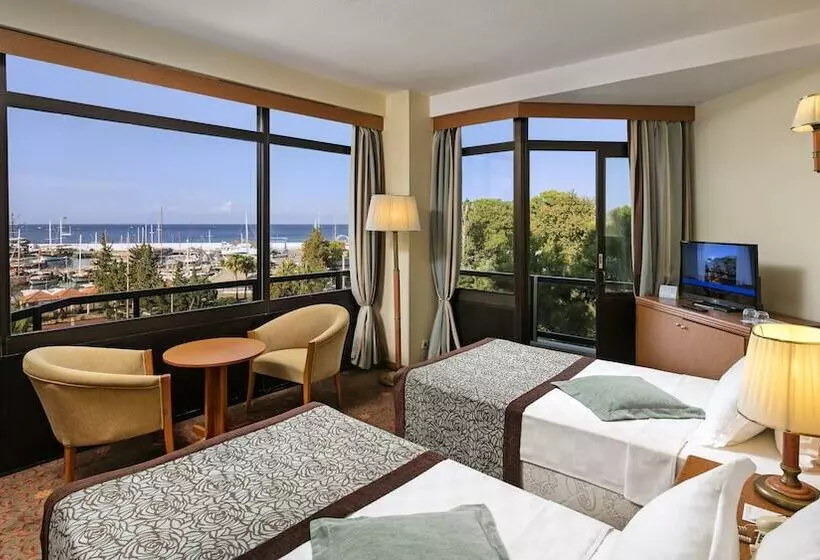 オーシャンビュースタンダードルーム, Ozkaymak Marina Hotel All Inclusive