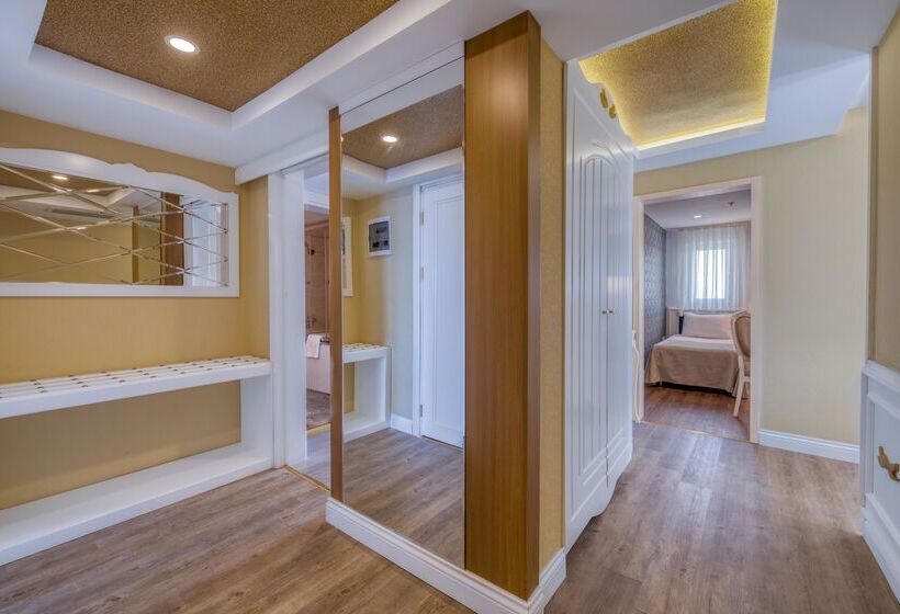 سوئیت با تخت بزرگ, Sealife Family Resort