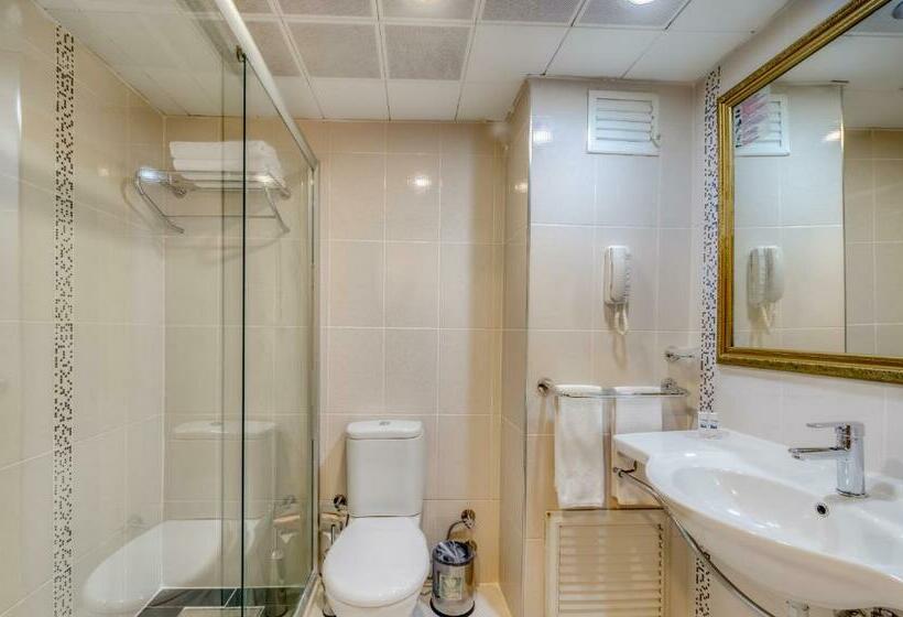 اتاق خانوادگی, Sealife Family Resort