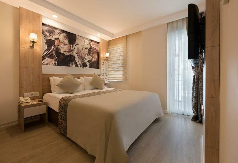 اتاق خانوادگی, Sealife Family Resort