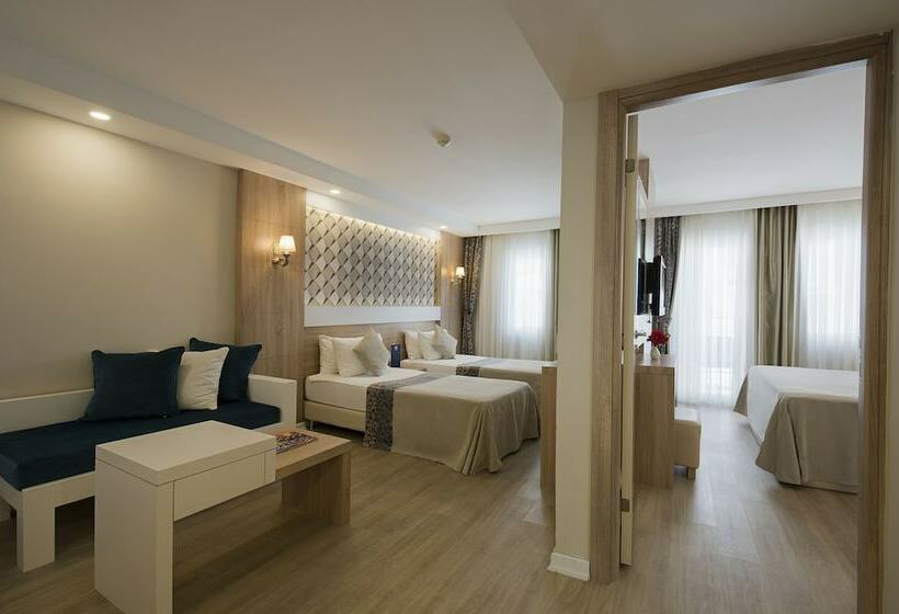 اتاق خانوادگی, Sealife Family Resort