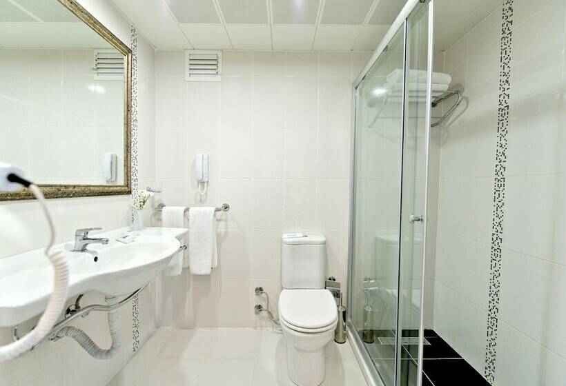 اتاق خانوادگی, Sealife Family Resort