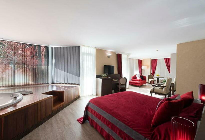 سوئیت با وان آب گرم, Sealife Family Resort