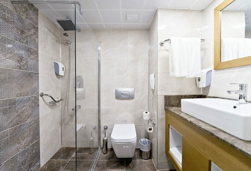 سوییت با چشمانداز دریا, Sealife Family Resort