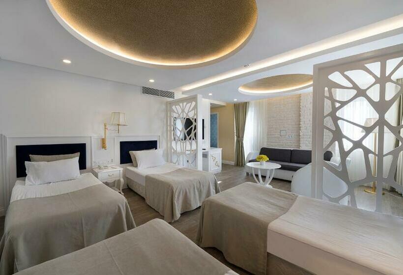 سوئیت با تخت بزرگ, Sealife Family Resort