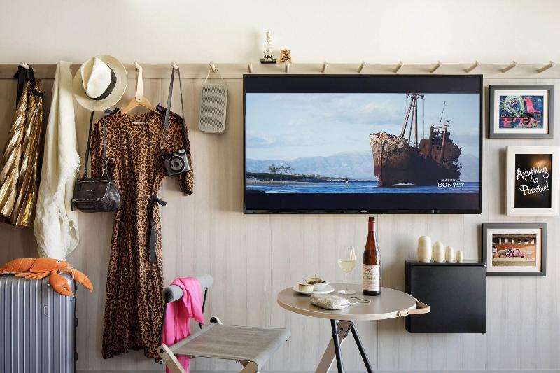 クイーンサイズベッドのスタンダードルーム, Moxy Osaka Shin Umeda