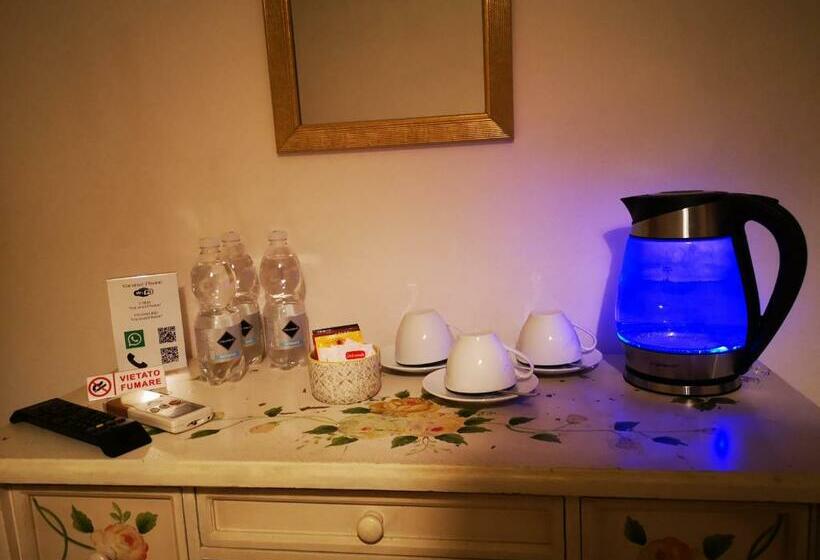 اتاق استاندارد سه نفره, Vacanze Pisane
