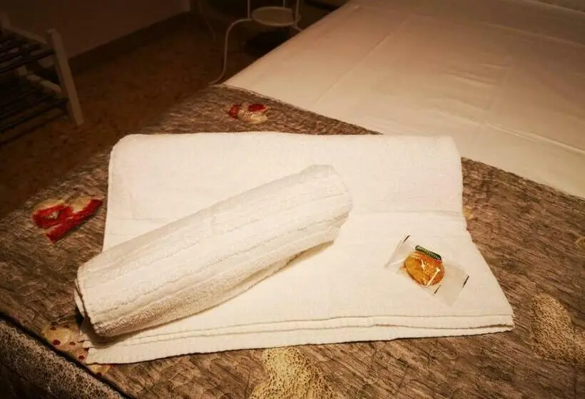 اتاق استاندارد سه نفره, Vacanze Pisane